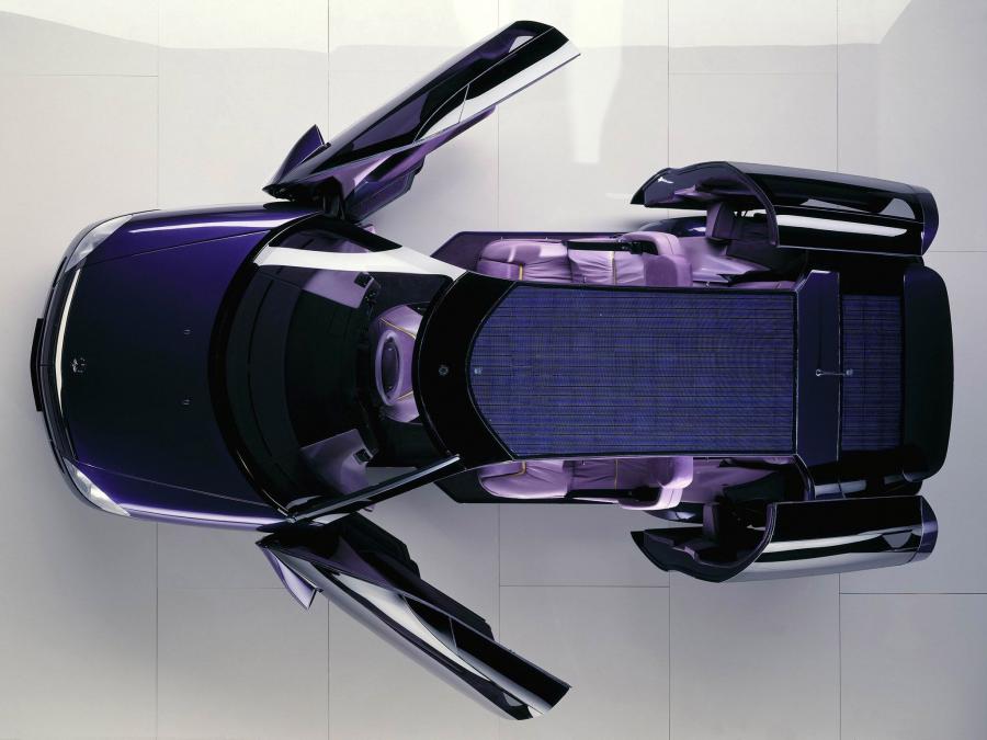  Mercedes-Benz F100 Concept 1991 года  (фото 8 из 12)